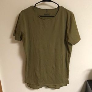 ALPHALETE men’s tee